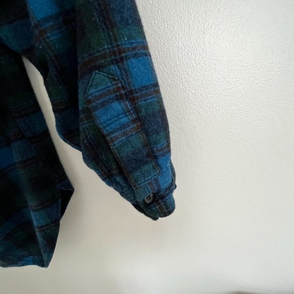 Pendleton Flannel Top - Picture 5 of 5